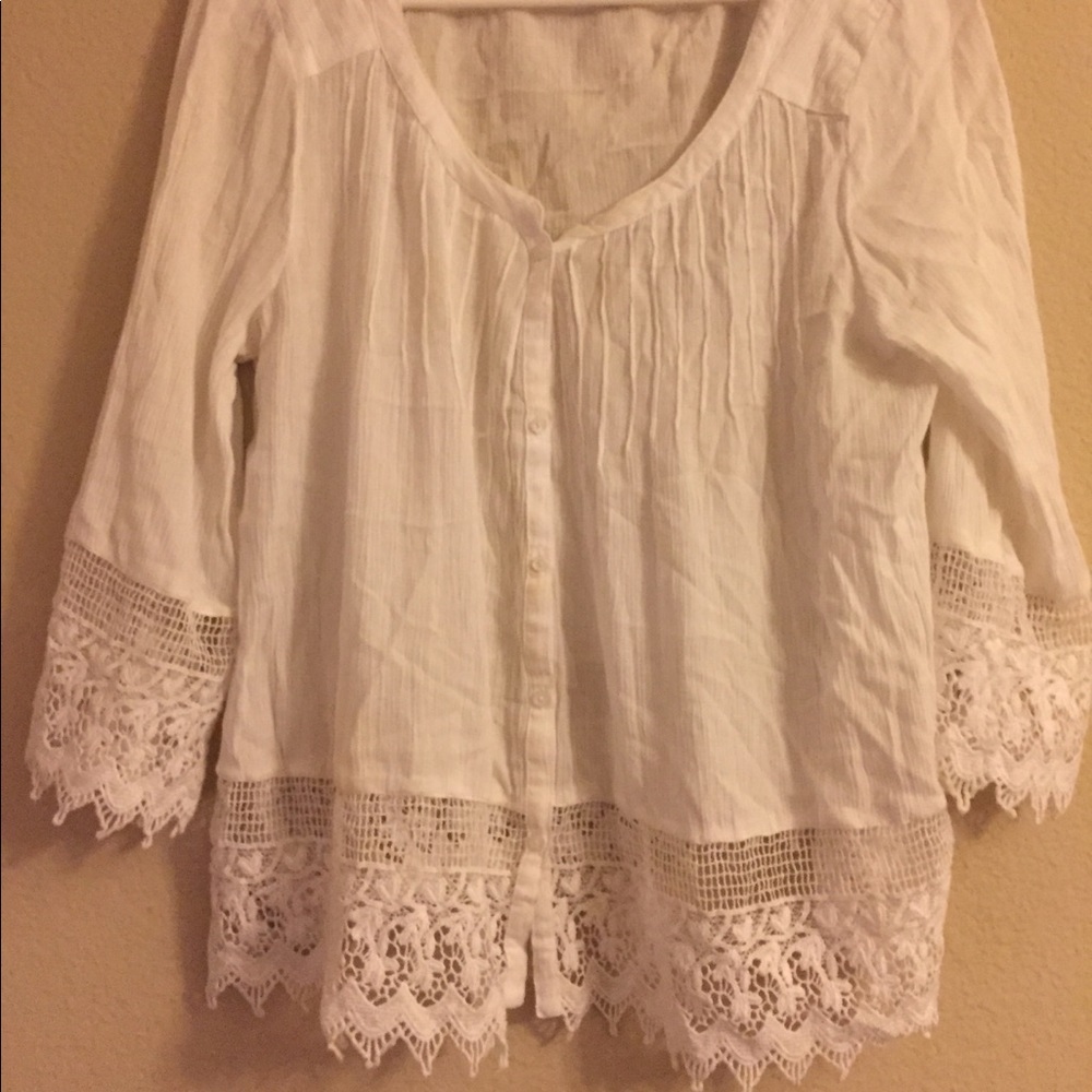 Crochet detailed top